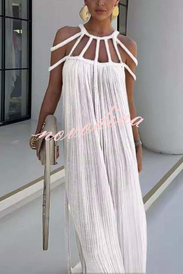 Modernes und elegantes Maxikleid mit drapierten Zopfdetails aus Leinenmischung