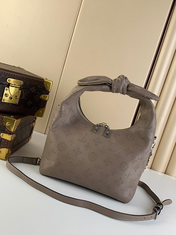 Anum Bags ln Luxury Bag --61139