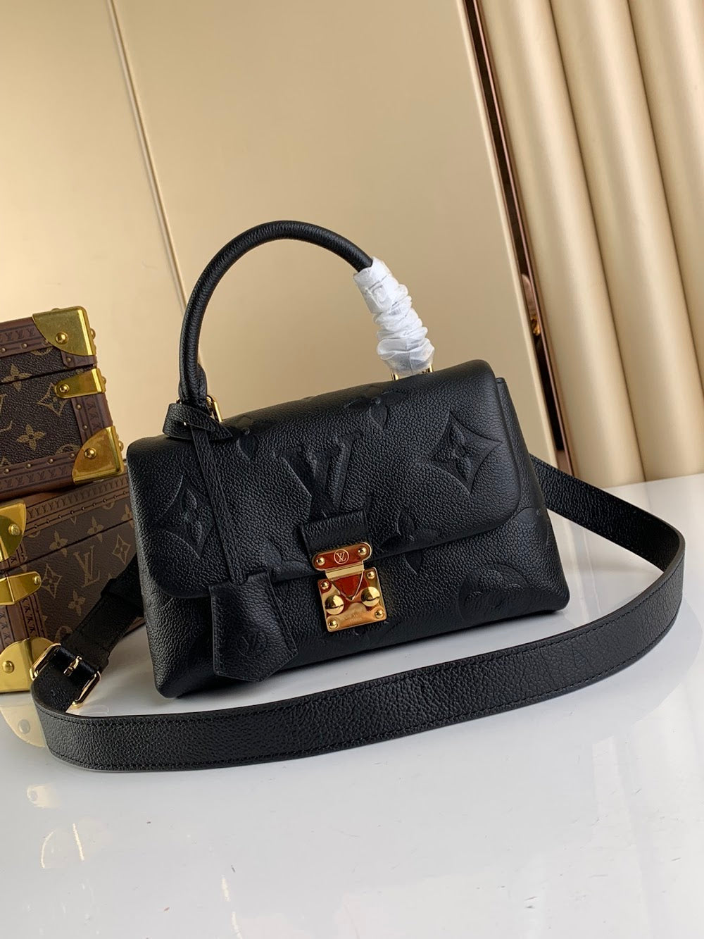 Anum Bags ln Luxury Bag --60992