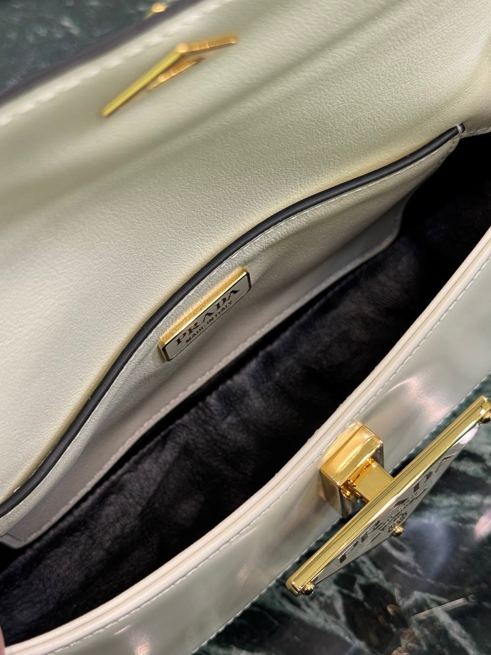 Ezyycart Bags Pradn Luxury Bag --101647