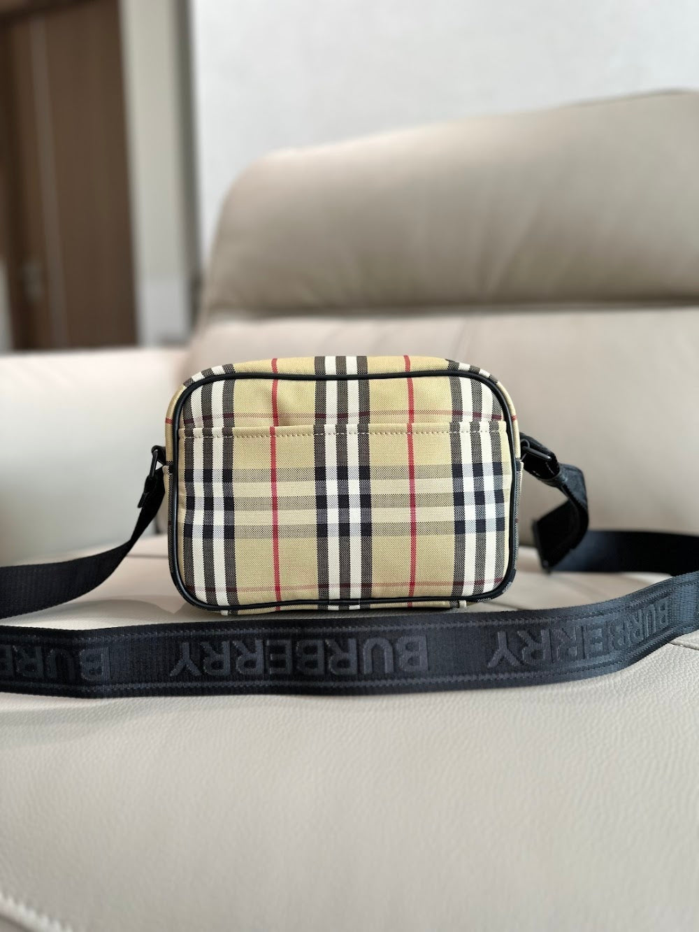 Ezyycart Bags Burberryn Luxury Bag --91807