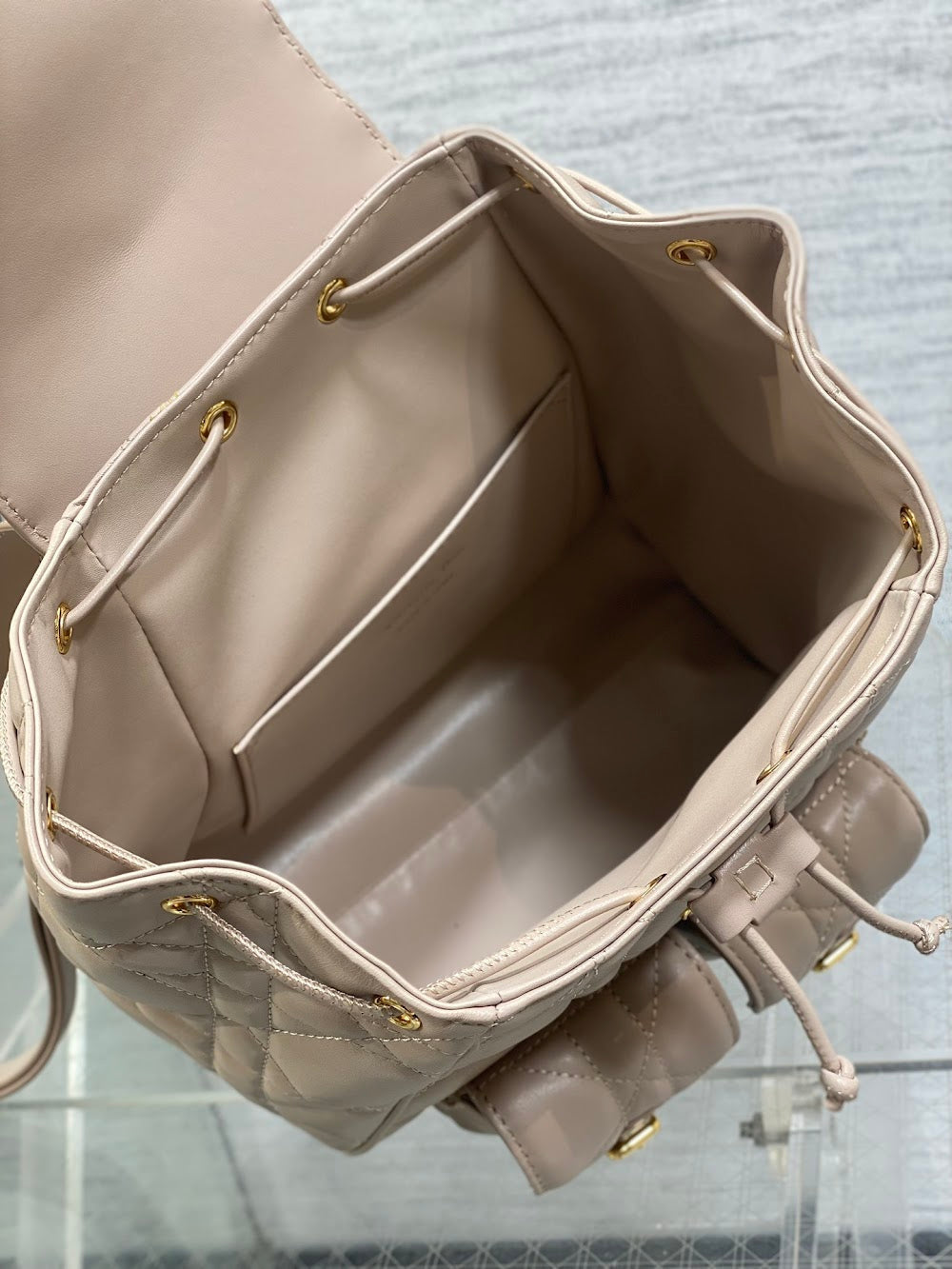 new-designer-premium-bags-nm16189