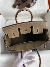 new-luxury-designer-bags-nm11334