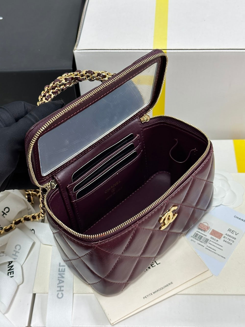 new-luxury-designer-bags-nm9572
