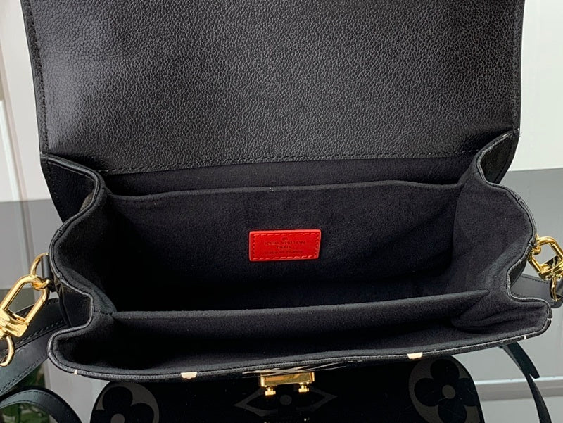 Anum Bags ln Luxury Bag --56046