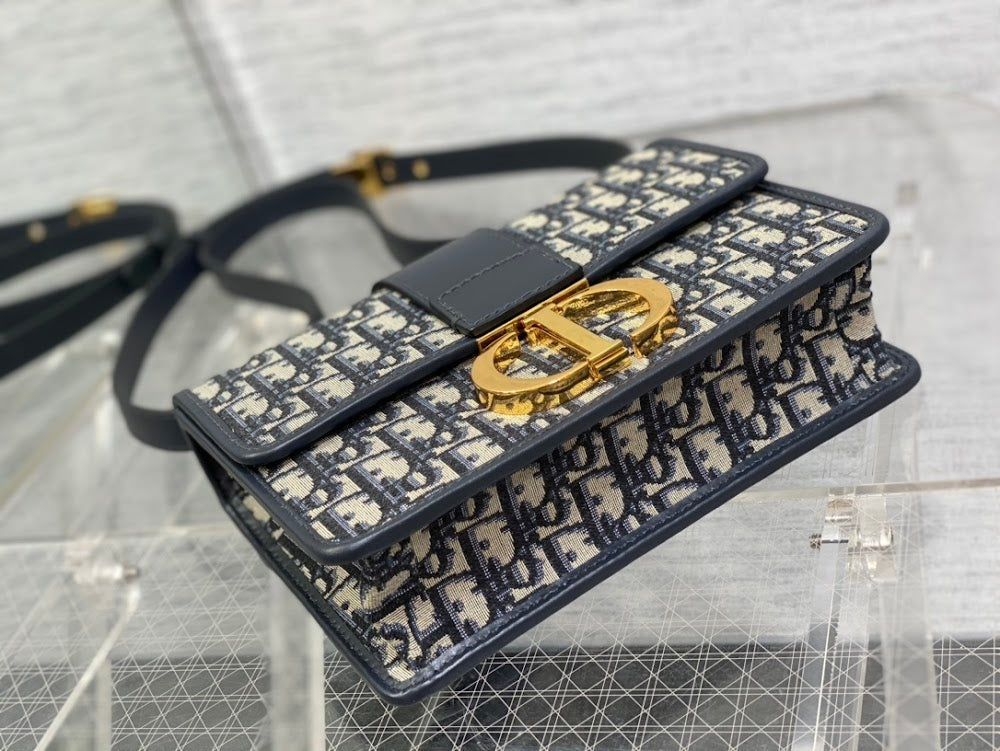 new-designer-premium-bags-nm16137