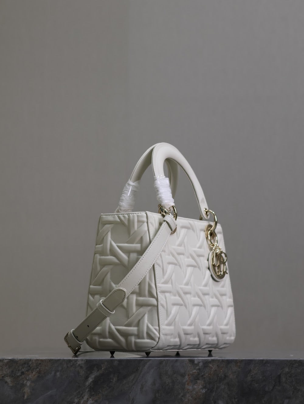 new-luxury-designer-bags-nm16127