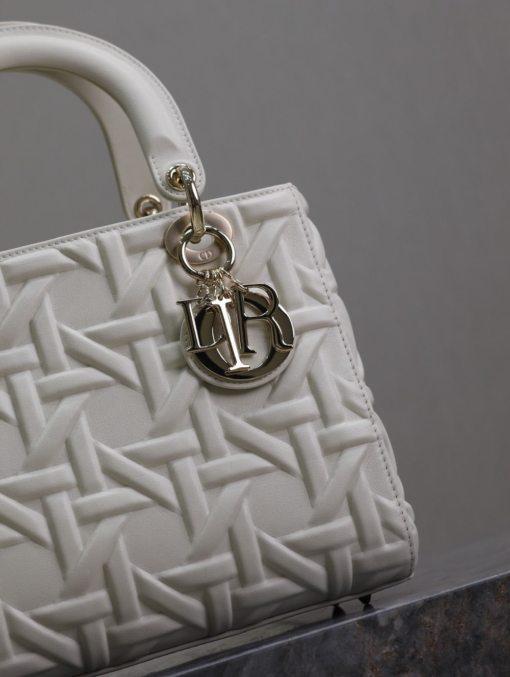 new-luxury-designer-bags-nm16127