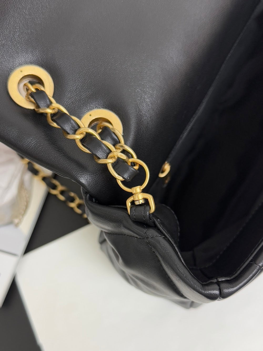Anum Bags CHn Luxury Bag --113829