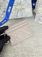 new-luxury-designer-bags-nm7325