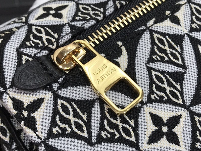 Anum Bags ln Luxury Bag --59345