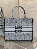 new-luxury-designer-bags-nm16084