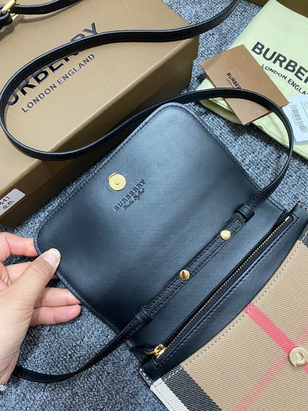 Ezyycart Bags Burberryn Luxury Bag --92115