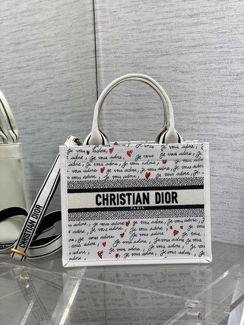 new-luxury-designer-bags-nm16081