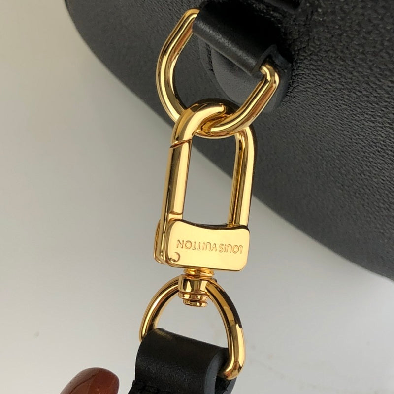 Anum Bags ln Luxury Bag --60508