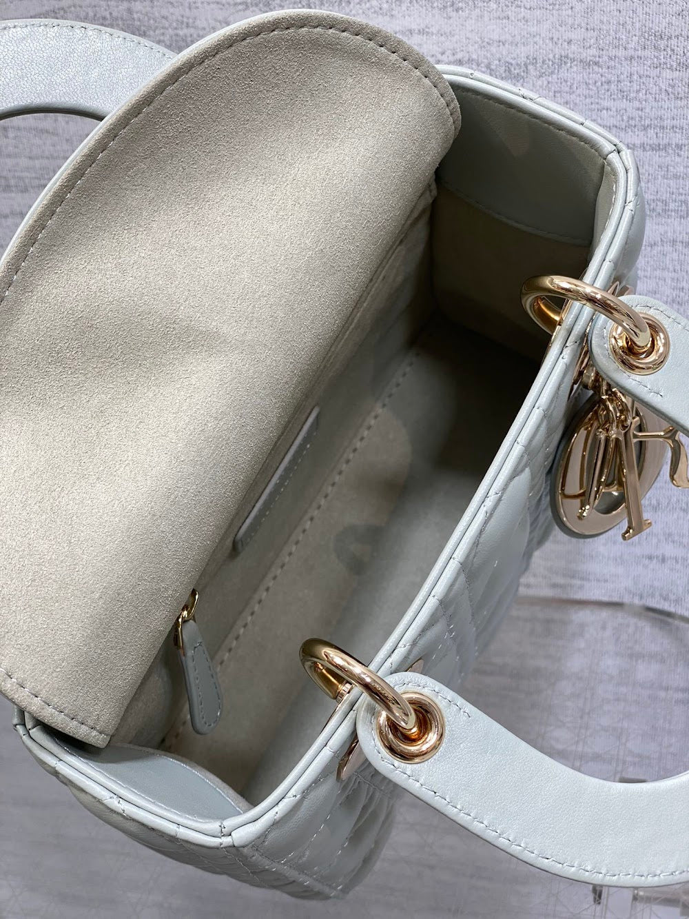 new-designer-premium-bags-nm16620