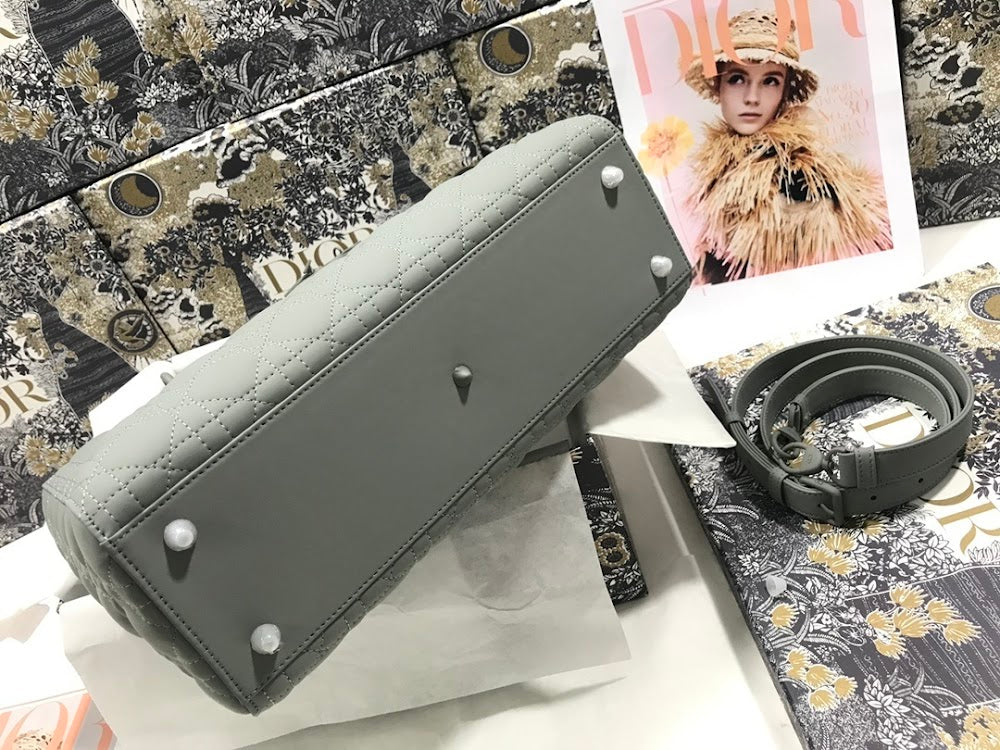 new-luxury-designer-bags-nm16046