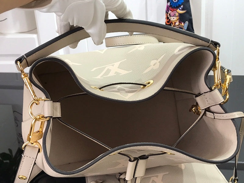 Anum Bags ln Luxury Bag --59656