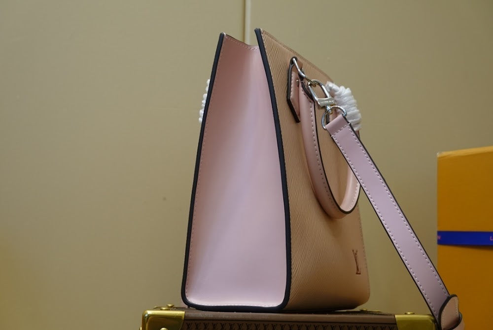 Anum Bags ln Luxury Bag --60105