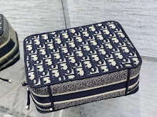new-luxury-designer-bags-nm7361