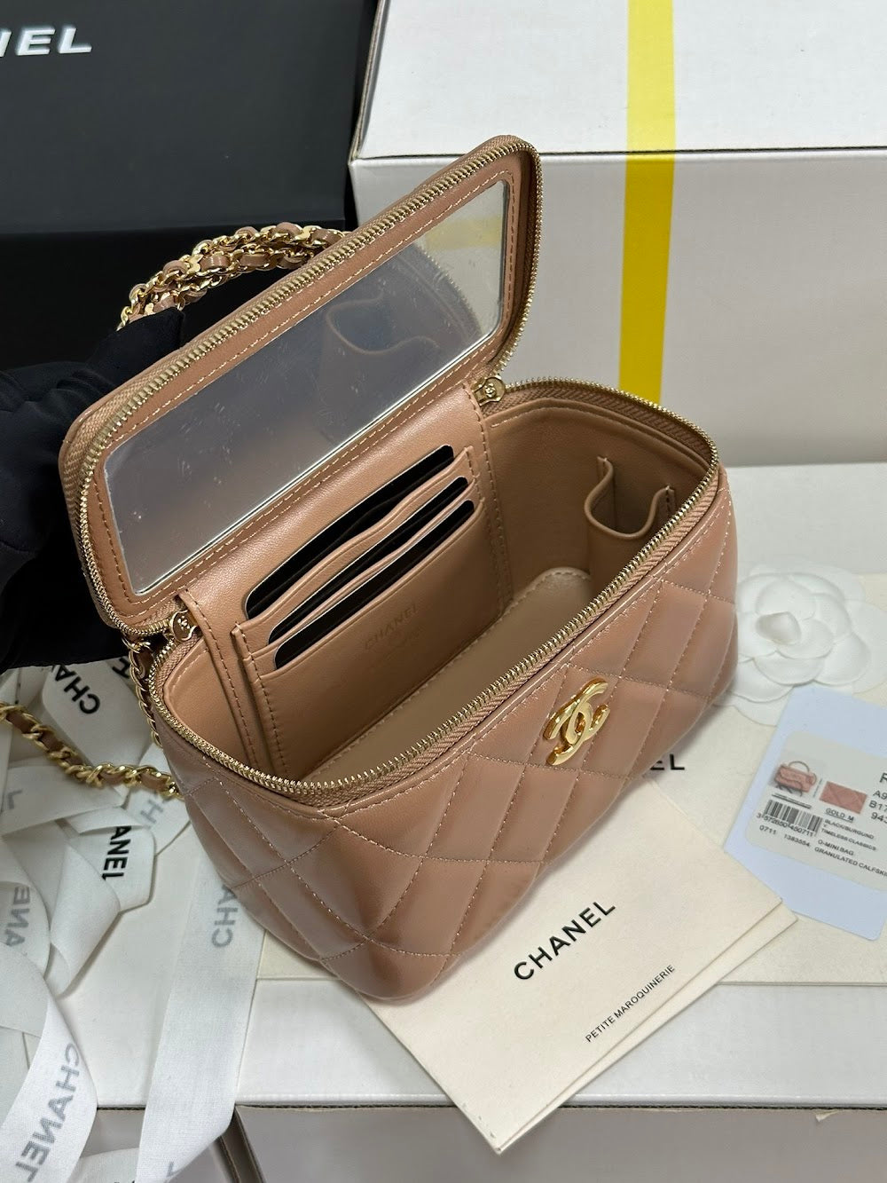 new-luxury-designer-bags-nm9450
