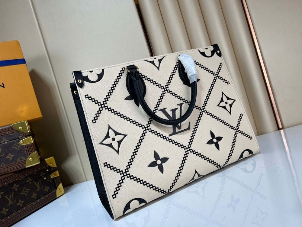 Anum Bags ln Luxury Bag --60762