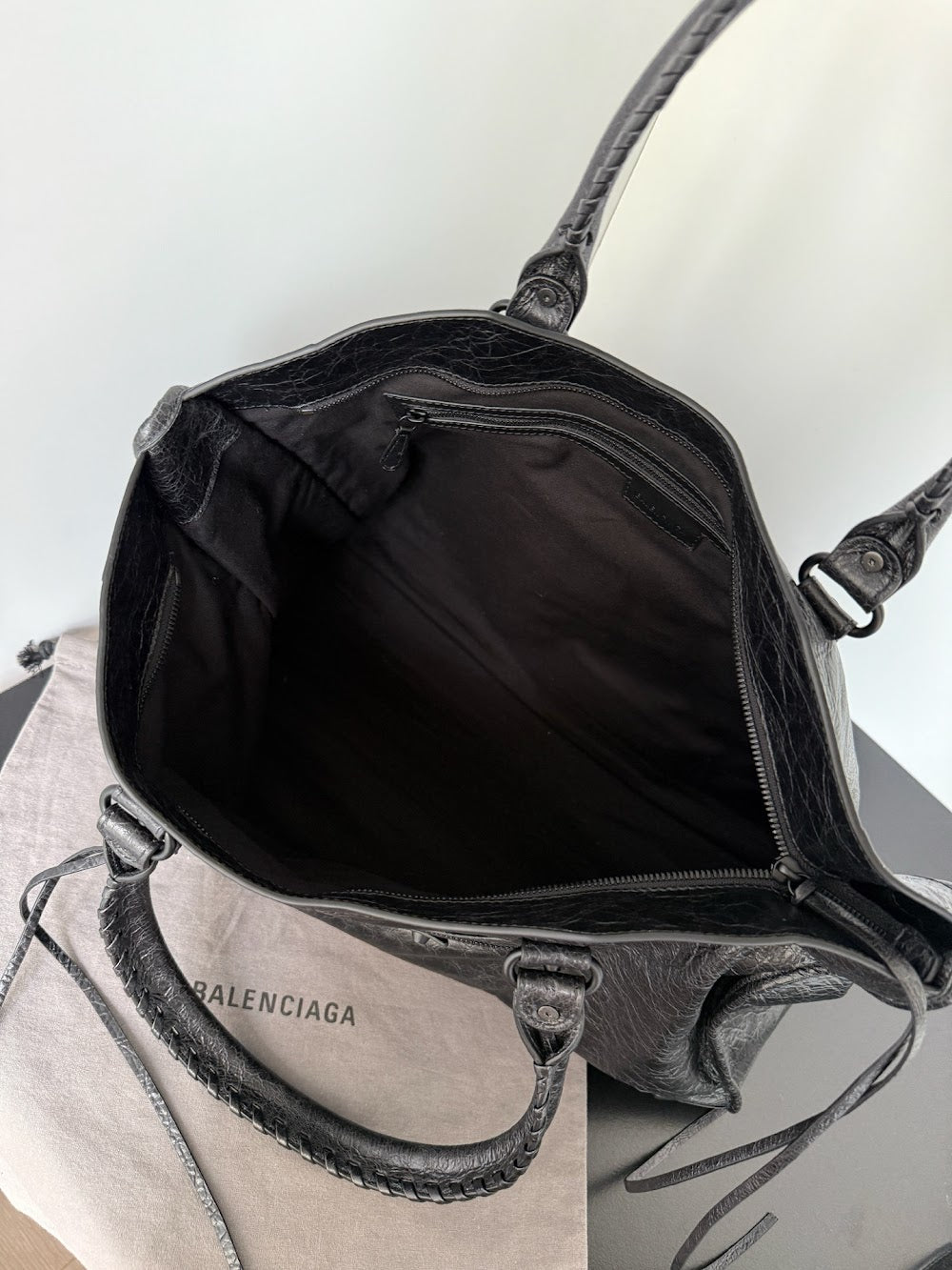 Ezyycart Bags Balenciaga Luxury Bag --111501