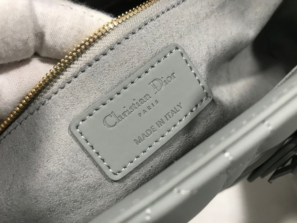 new-luxury-designer-bags-nm16046