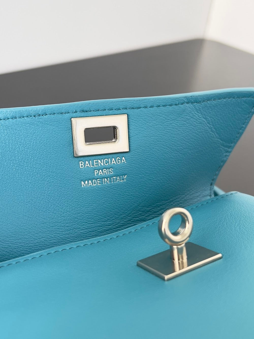 Ezyycart Bags Balenciaga Luxury Bag --111629