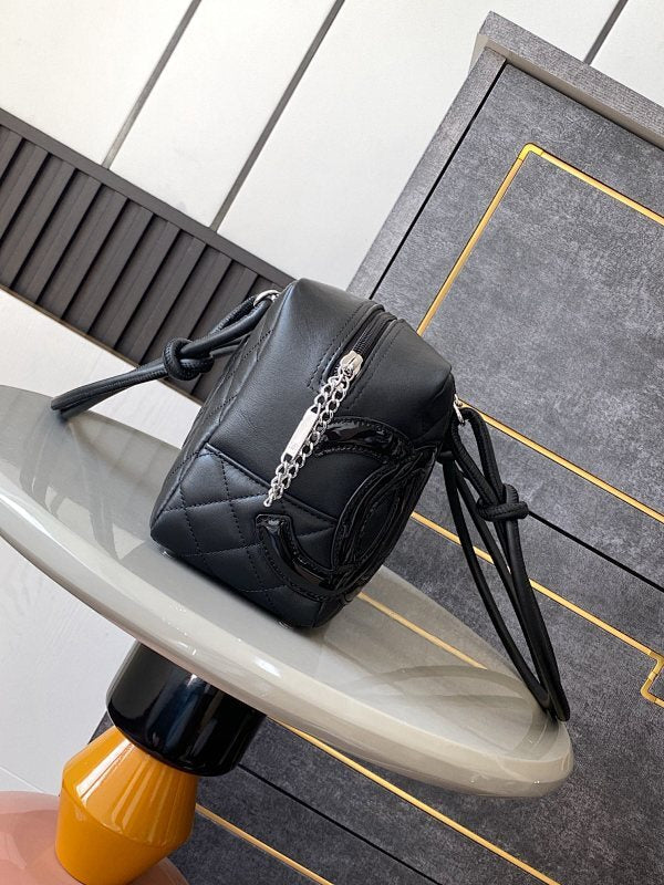 new-luxury-designer-bags-nm9612