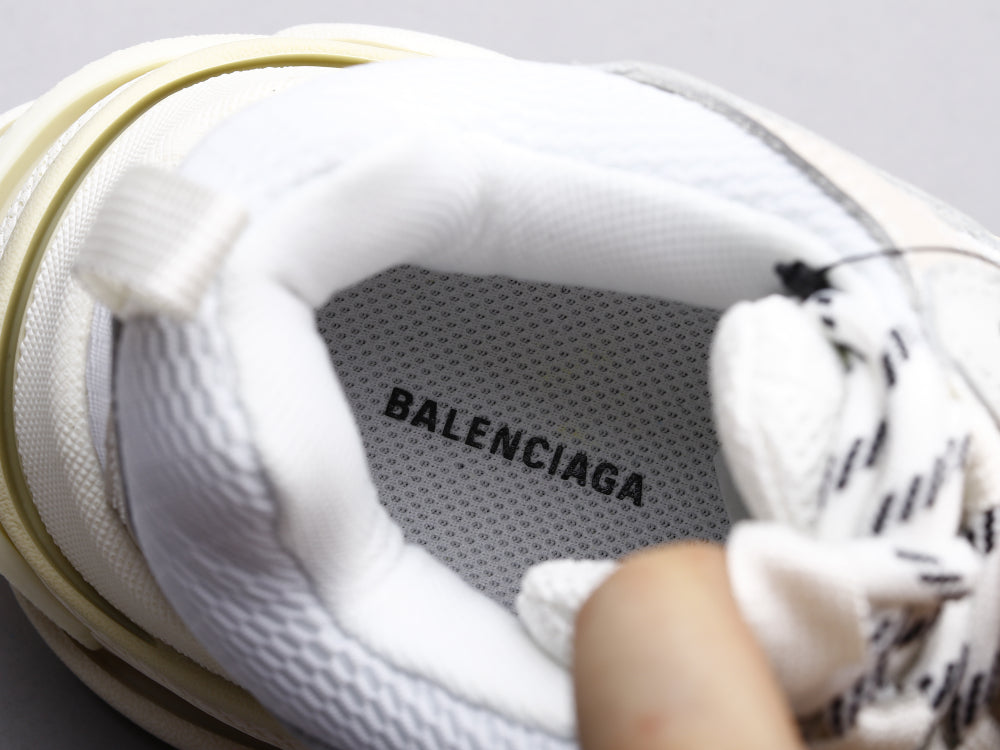 Ezyycart Bags Bla Triple S Pure White Sneaker
