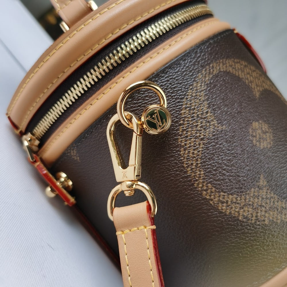 Anum Bags ln Luxury Bag --60622