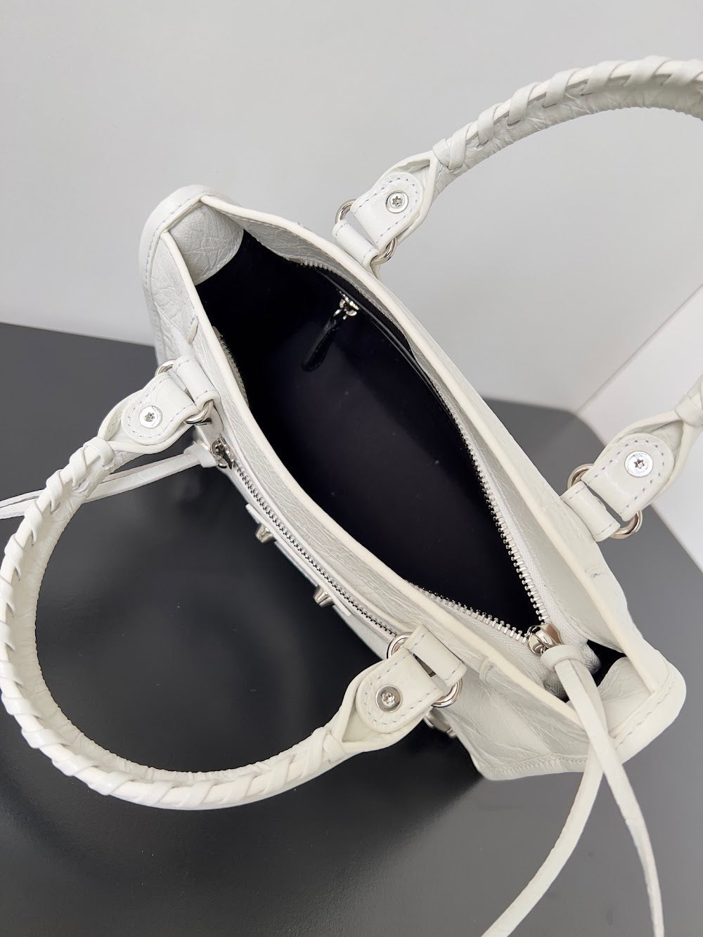 Ezyycart Bags Balenciaga Luxury Bag --110621