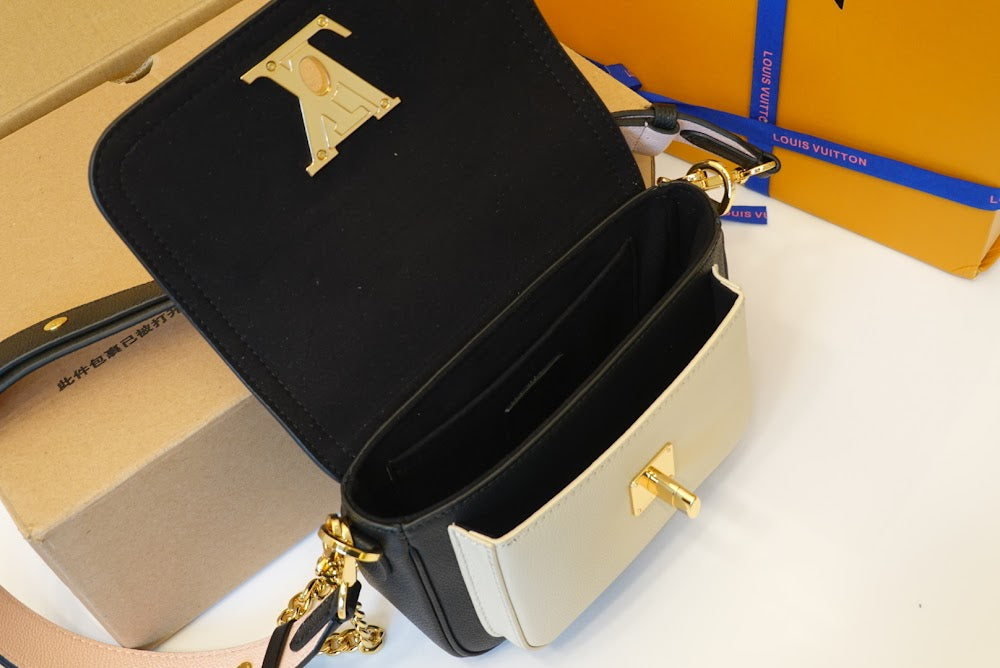 Anum Bags ln Luxury Bag --60843