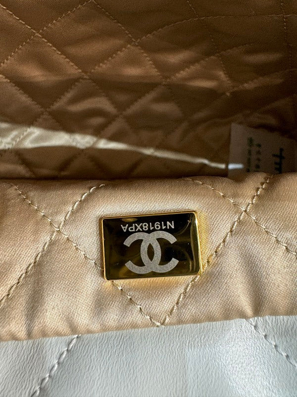 new-luxury-designer-bags-nm19974