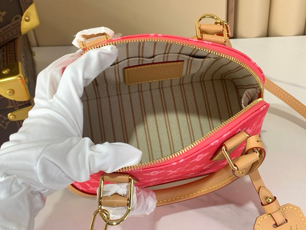 Anum Bags ln Luxury Bag --58807