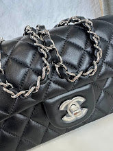new-luxury-designer-bags-nm6064