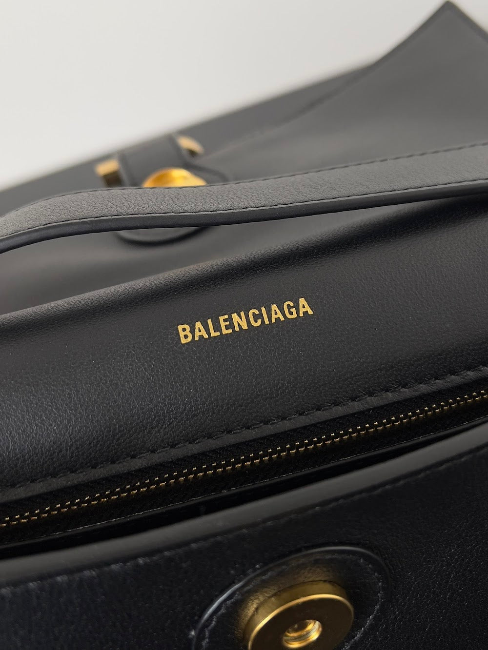 Ezyycart Bags Balenciaga Luxury Bag --111208