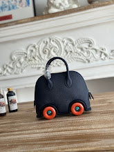 new-luxury-designer-bags-nm11578
