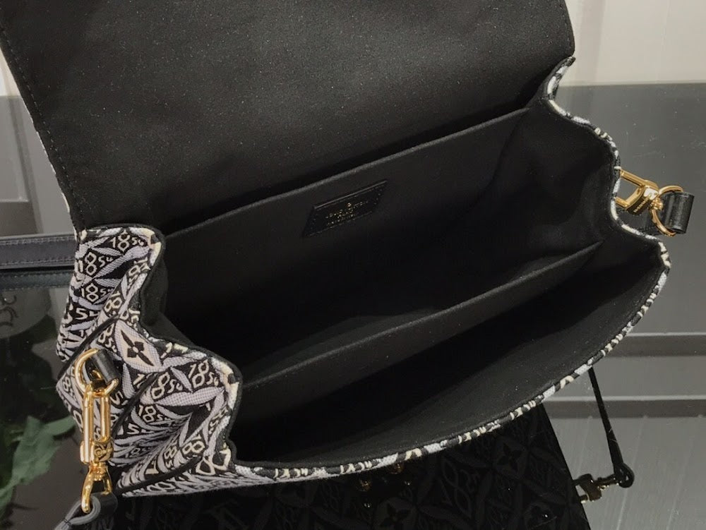 Anum Bags ln Luxury Bag --59345