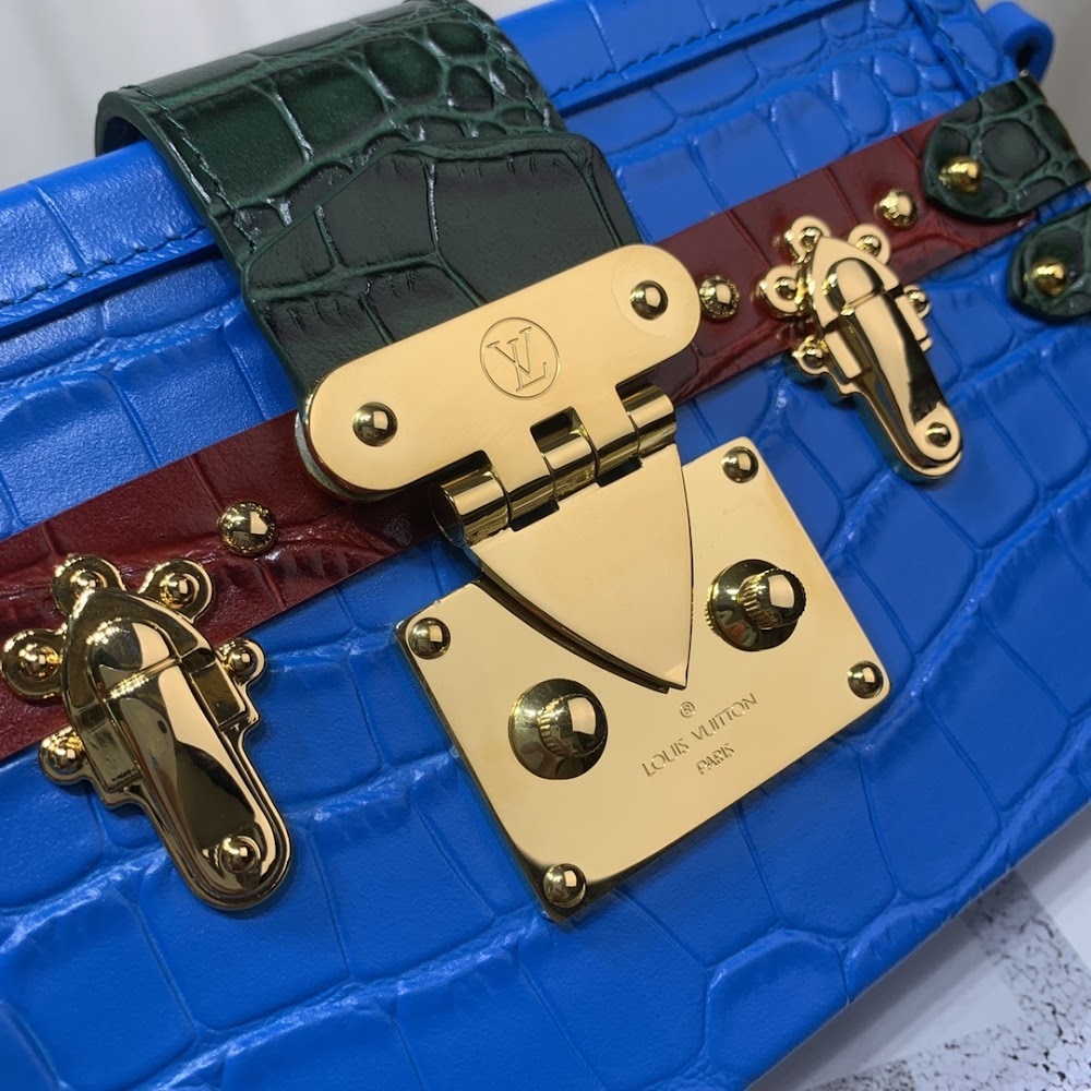 Anum Bags ln Luxury Bag --59981