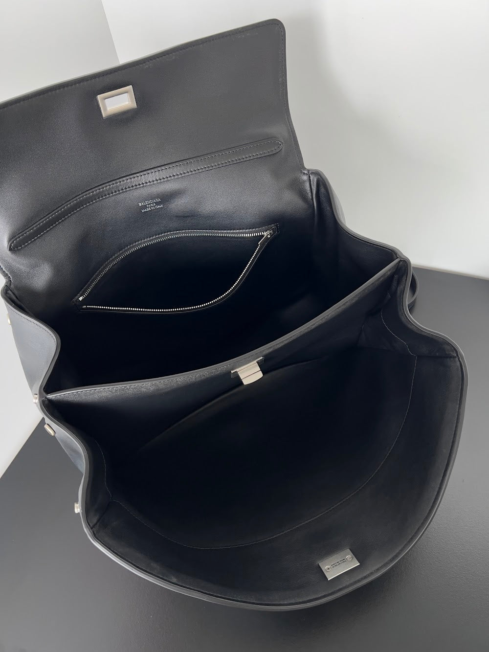 Ezyycart Bags Balenciaga Luxury Bag --110692