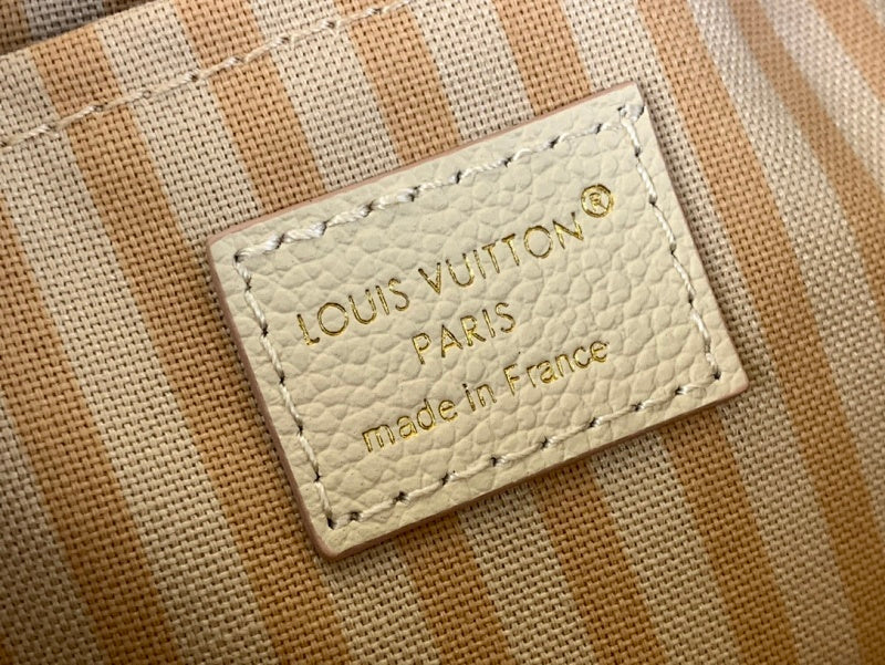 Anum Bags ln Luxury Bag --56597