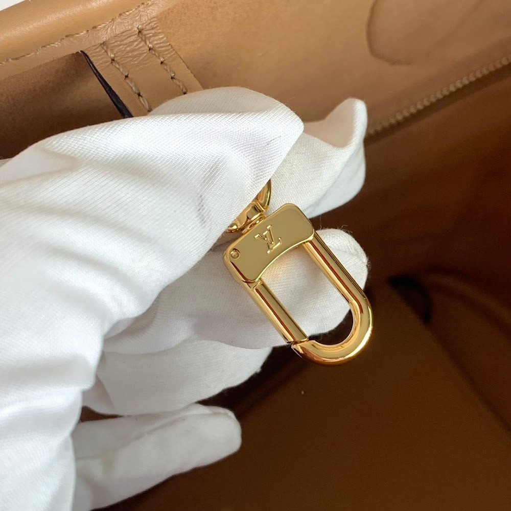 Anum Bags ln Luxury Bag --60788