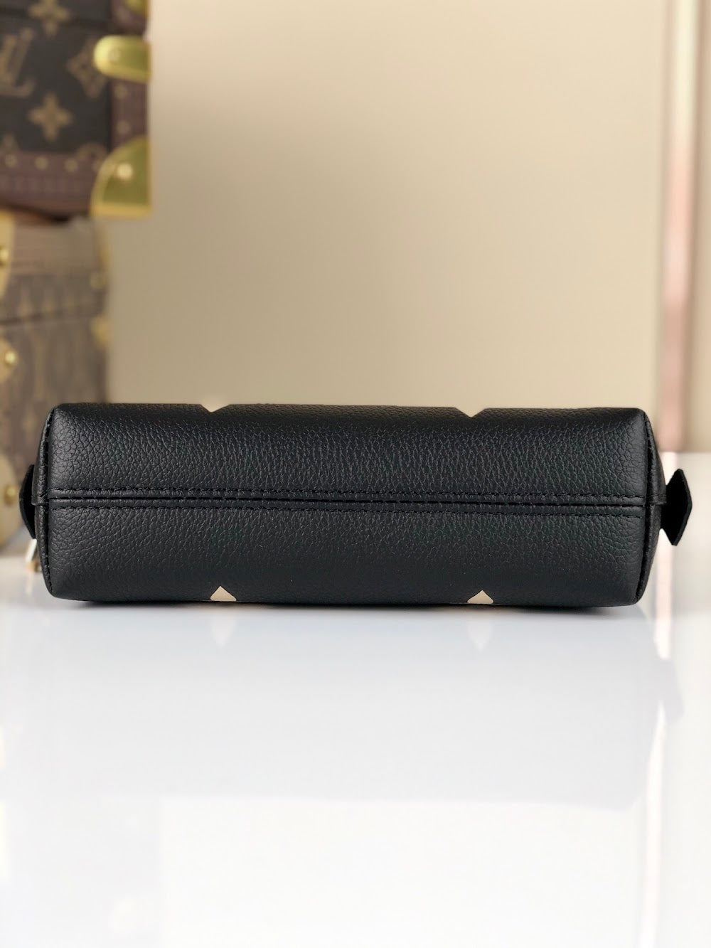 Anum Bags ln Luxury Bag --57837