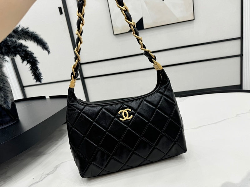 new-luxury-designer-bags-nm9394
