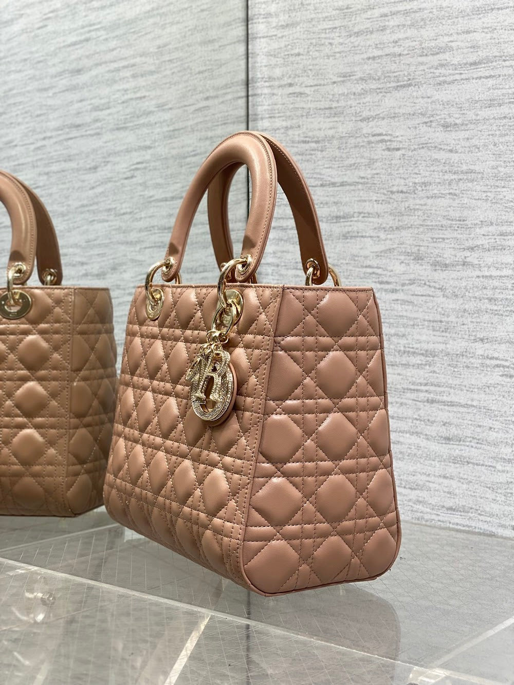 new-designer-premium-bags-nm16242