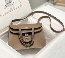 new-luxury-designer-bags-nm11351