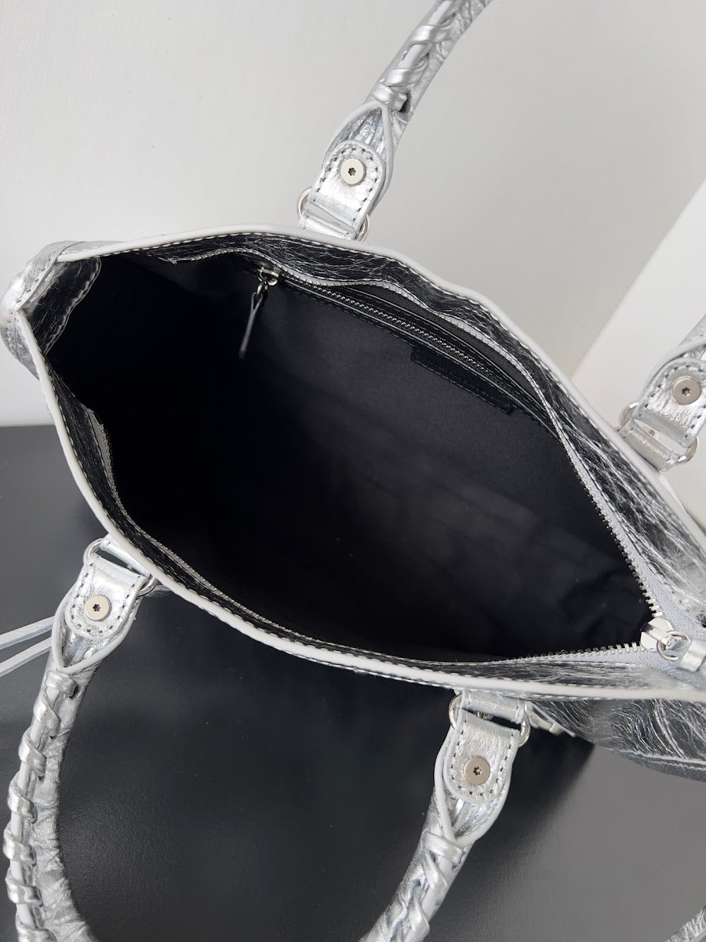 Ezyycart Bags Balenciaga Luxury Bag --111548