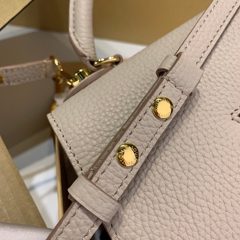 Anum Bags ln Luxury Bag --57421